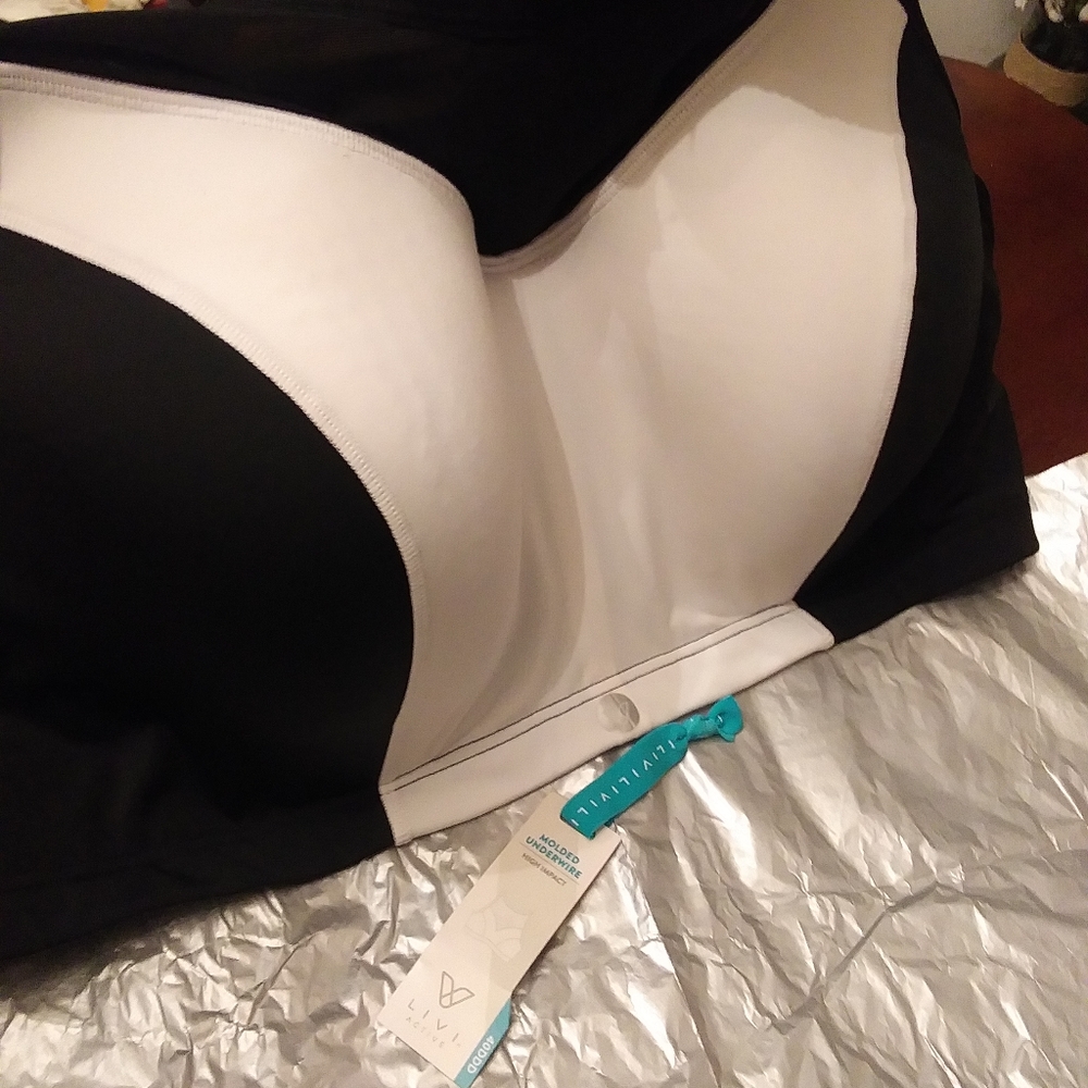 NWT High Impact Sports Bra - Picture 2 of 7